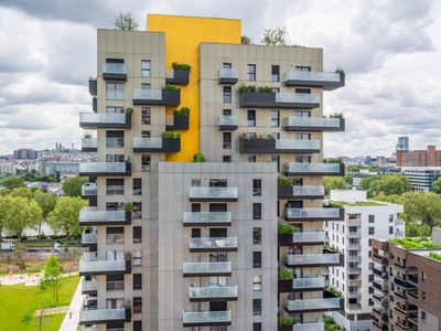 55m² terrace with view of Montmartre and Eiffel Tower