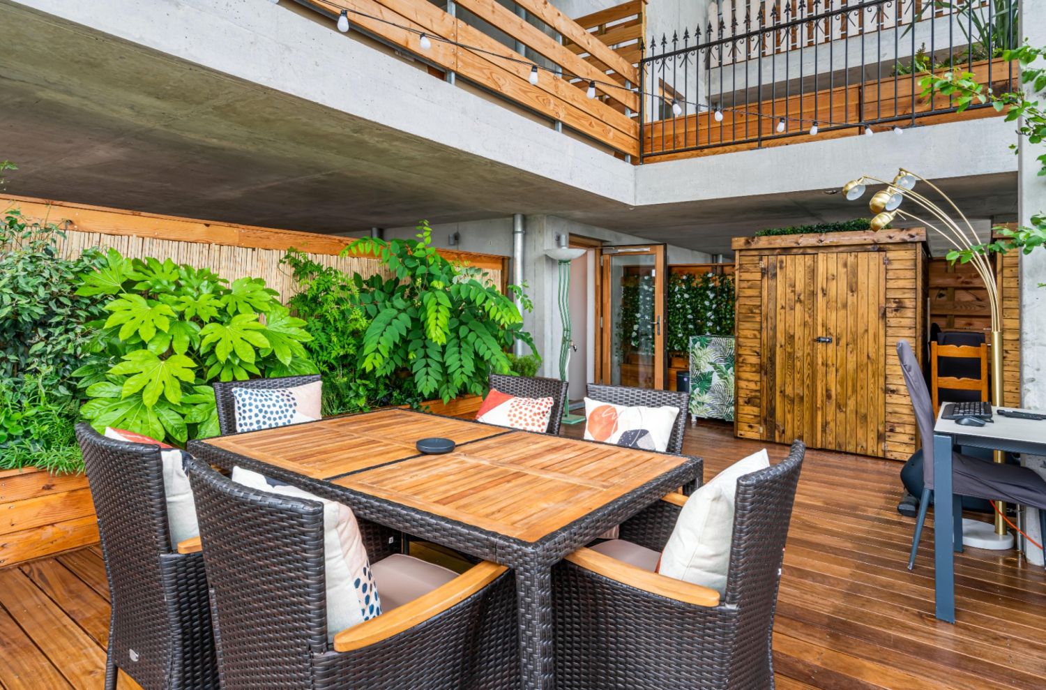 55m² terrace with view of Montmartre and Eiffel Tower