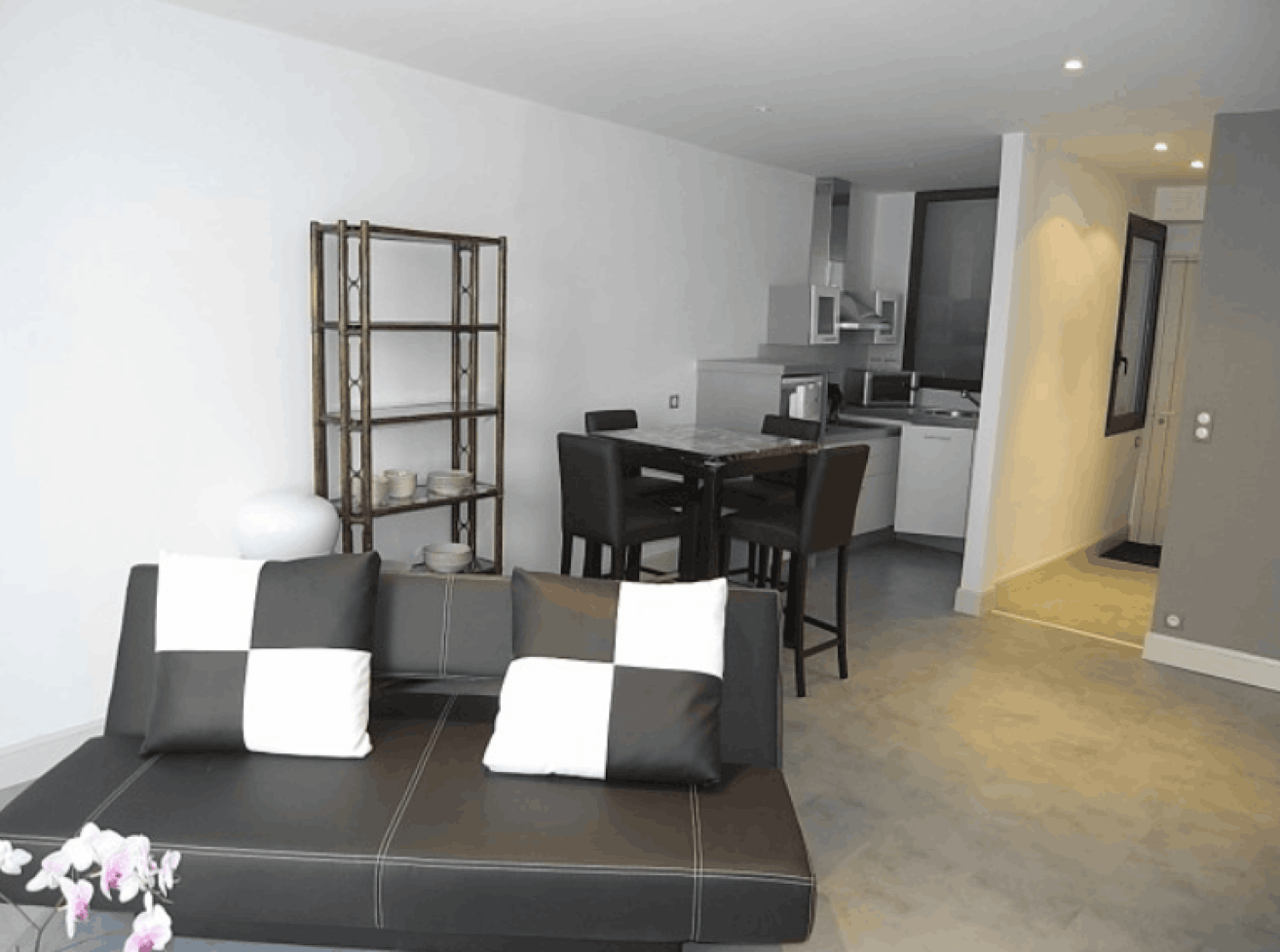 Studio moderne à Cannes avec balcon – Près du Vieux-Port et du Palais