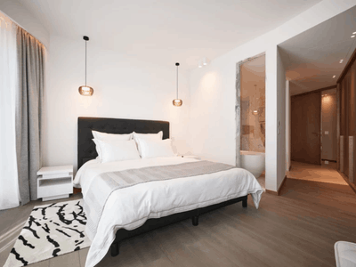 Appartement 4 chambres dans l'immeuble 1st croisette