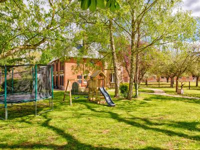 Renovated Norman house with spa- billiards-pétanque 