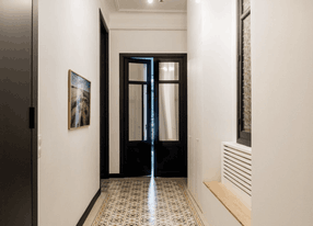 Renovated Haussmann apartment with garden