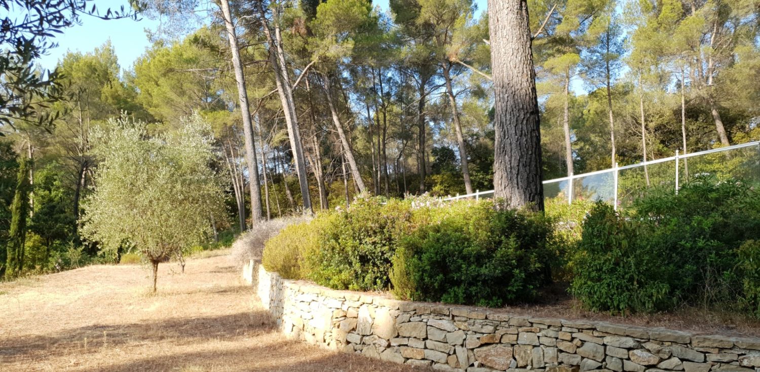 Large estate in Castellet