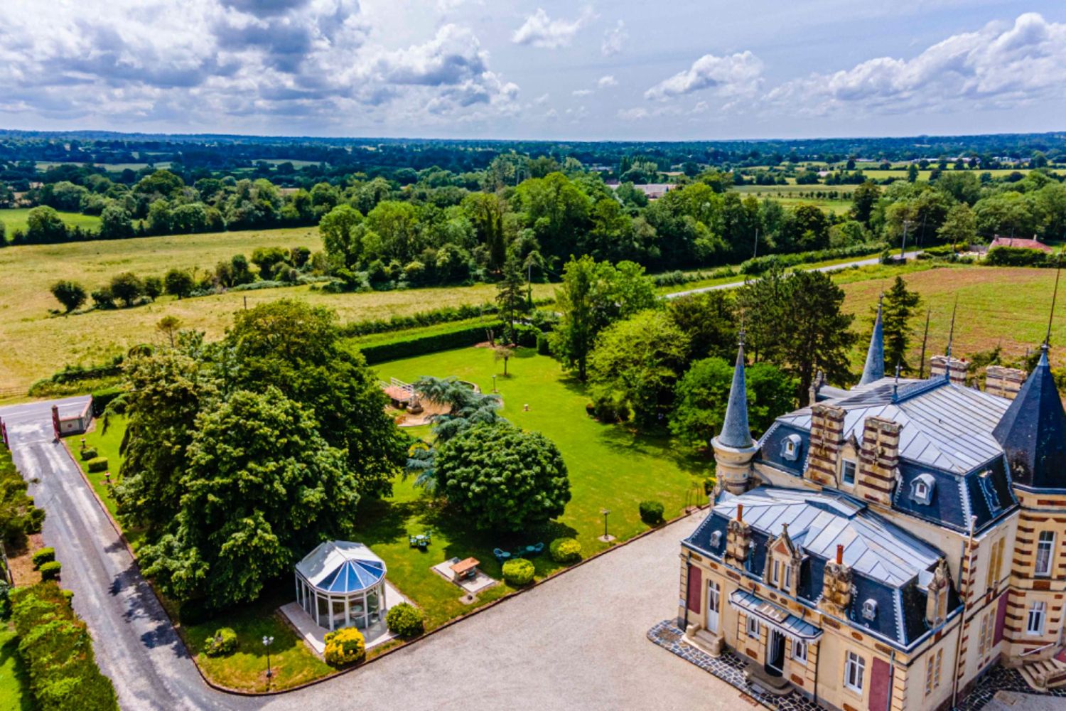 Exceptional estate a few kilometers from the Normandy beaches