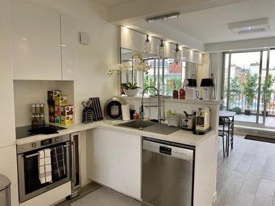 Terrasse 25m² avec vue Tour Eiffel + balcon vue Arc de Triomphe