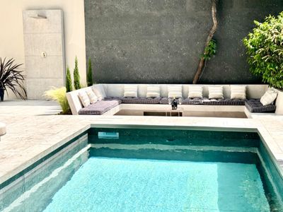 Luxury 330m² Paris Villa with Heated Pool, SPA & Garden for Events