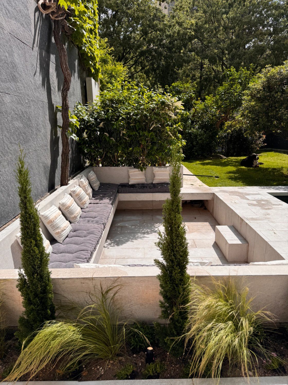 Villa de Luxe 330m² à Paris avec Piscine Chauffée, SPA & Jardin pour Événements