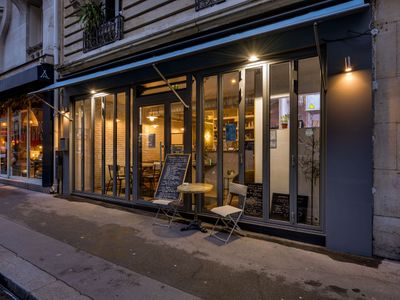 Event Venue in Batignolles: Professional & Festive Occasions