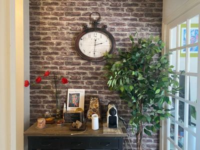 Apartment exceptional view of Russian Orthodox cathedral monument