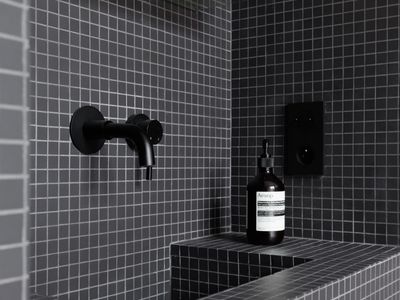 70s Italian-Style Artist's Studio in Paris with Clear Views