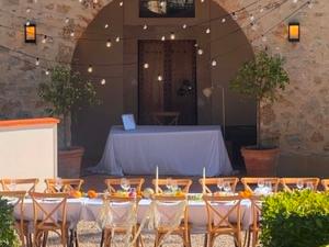 Bastide Provençale au cœur d'un domaine viticole