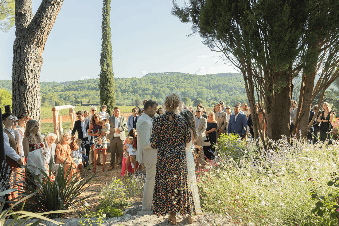 Bastide Provençale au cœur d'un domaine viticole