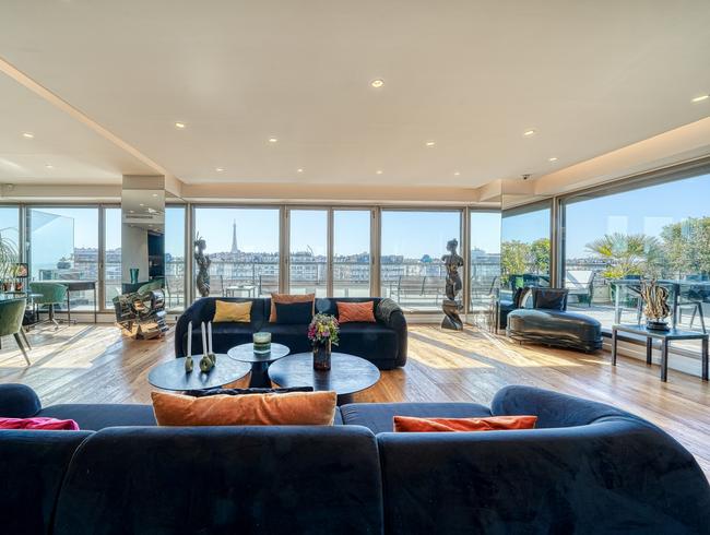 Eiffel Tower Penthouse with 120m² Terrace | Private Paris Events
