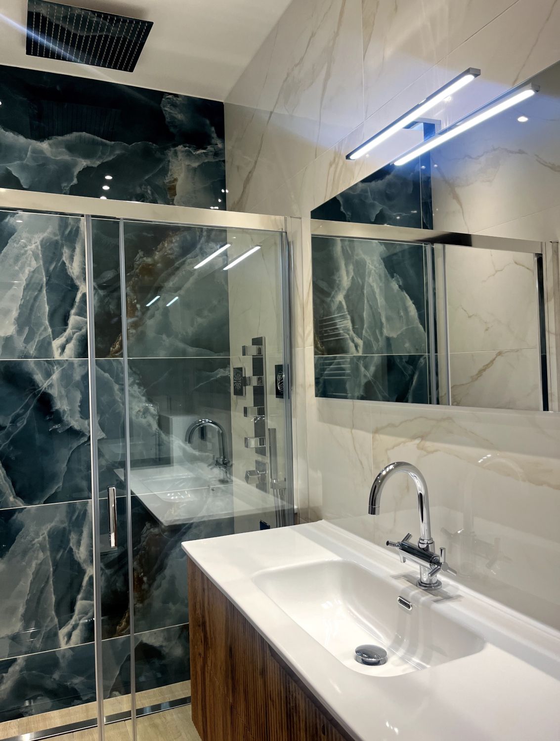 Loft 220 m² on 3 floors, Cannes city center - jacuzzi, sauna 