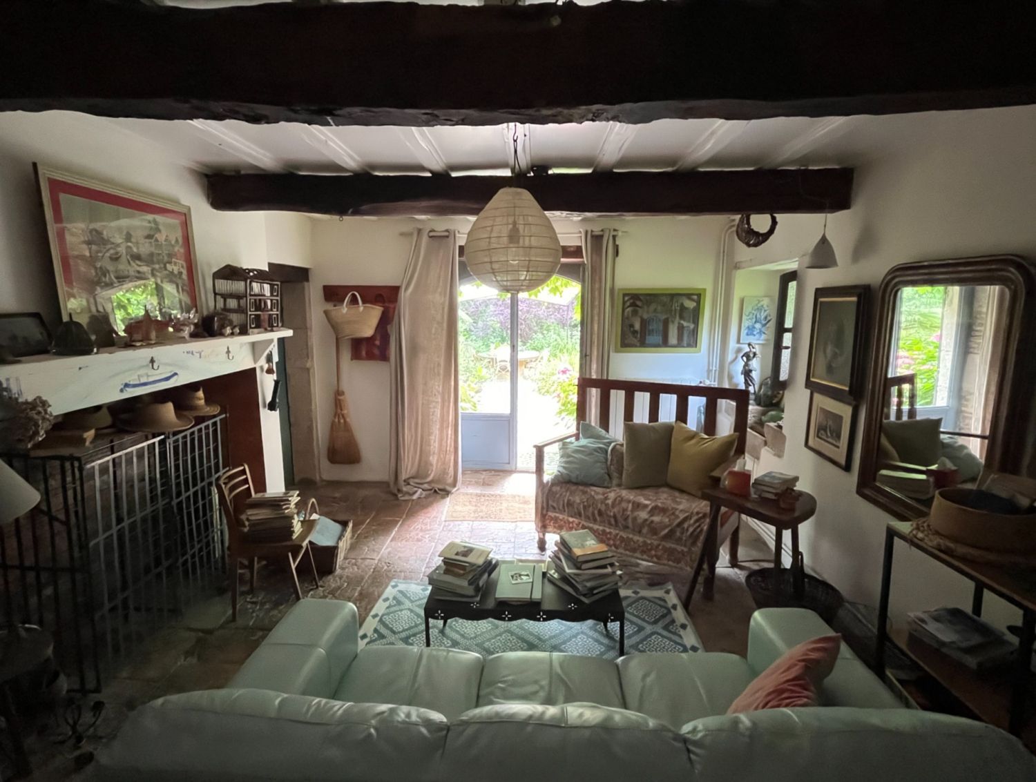 Charming French 18th century farmhouse/pigeonnier on quiet canal