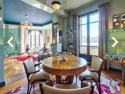 Unique apartment facing Nice central station