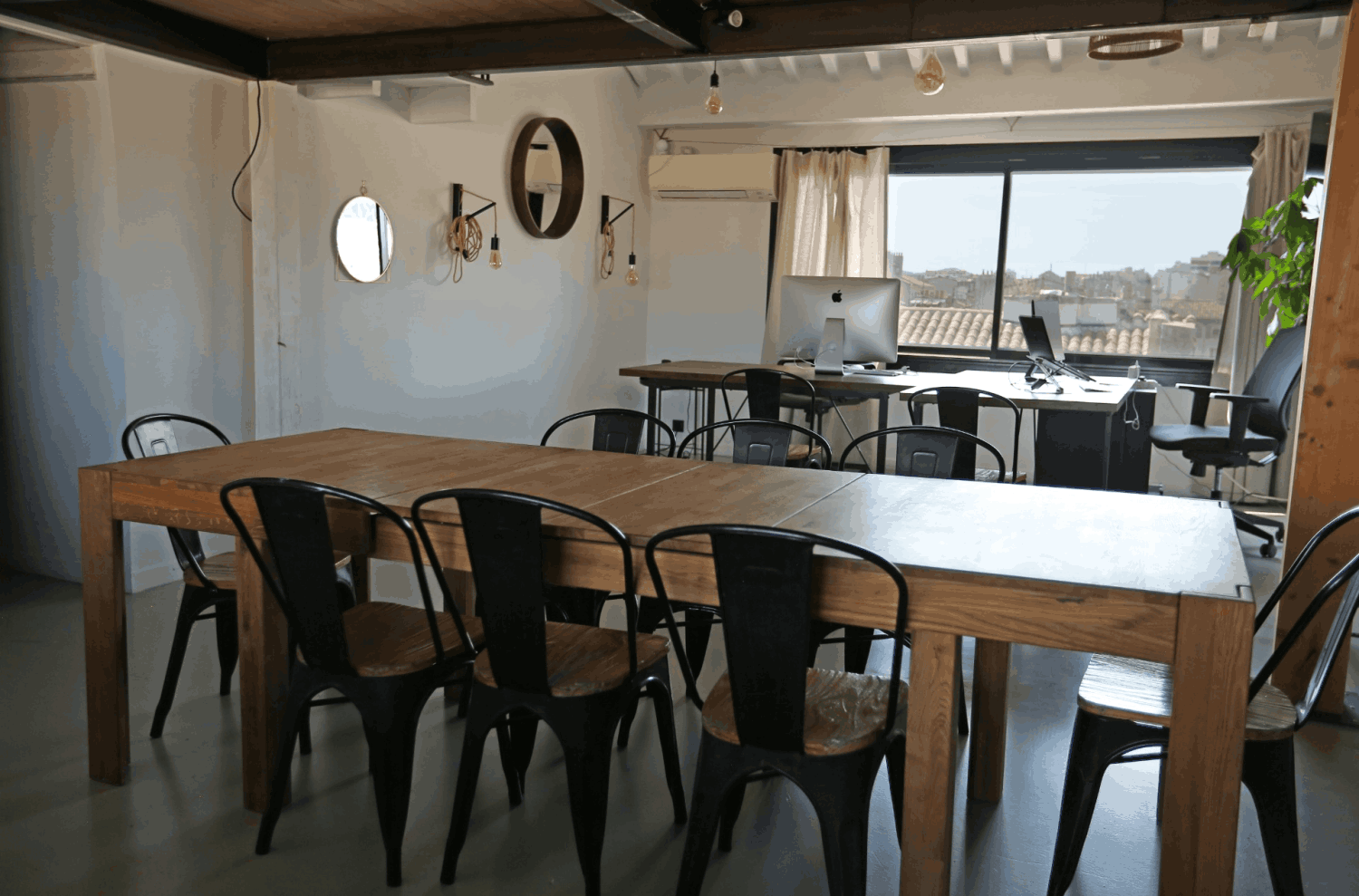 Location de bureau, salle de réunion, soirée /cocktails