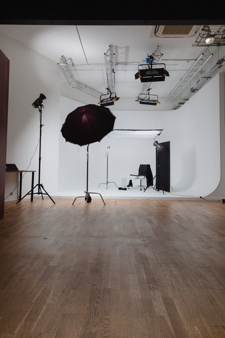 Studio Élégant à Paris pour Tournages & Événements | Jusqu'à 150 Invités