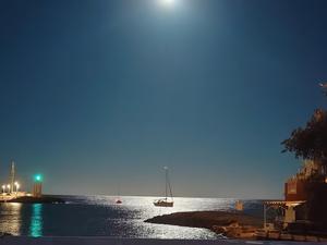 Private Beach receptions & events