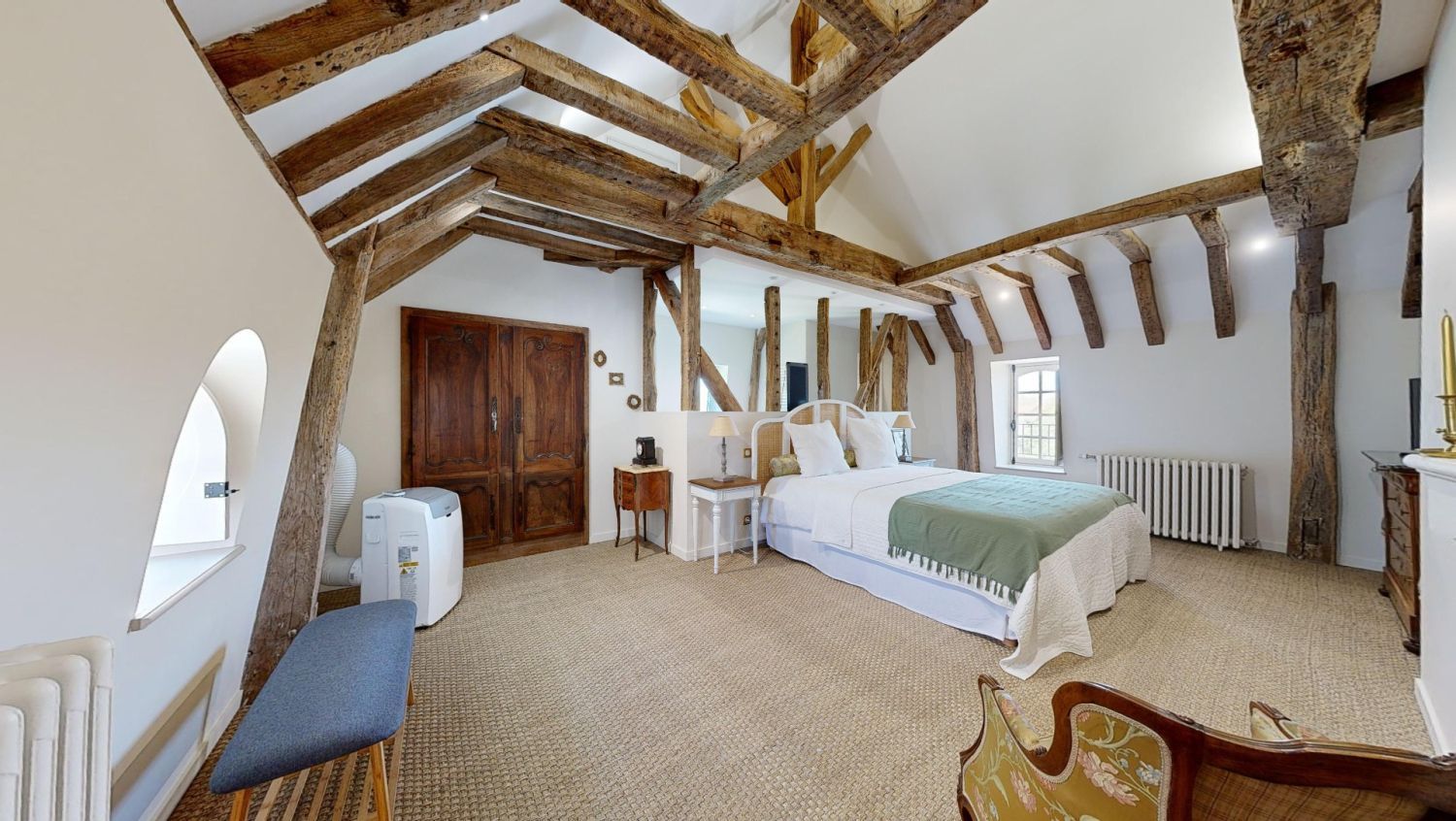 18th century manor house with swimming pool and spa 
