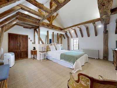 Gentilhommière du 18e siècle avec piscine et spa 