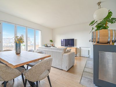 Montmartre Flat with Eiffel Tower & Sacré-Coeur Views | Event Venue Paris