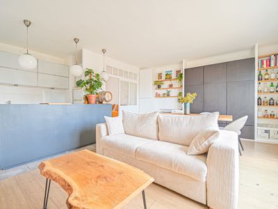 Montmartre Flat with Eiffel Tower & Sacré-Coeur Views | Event Venue Paris