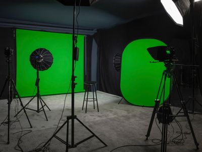 300 m2 Photo Video Studio just outside Paris