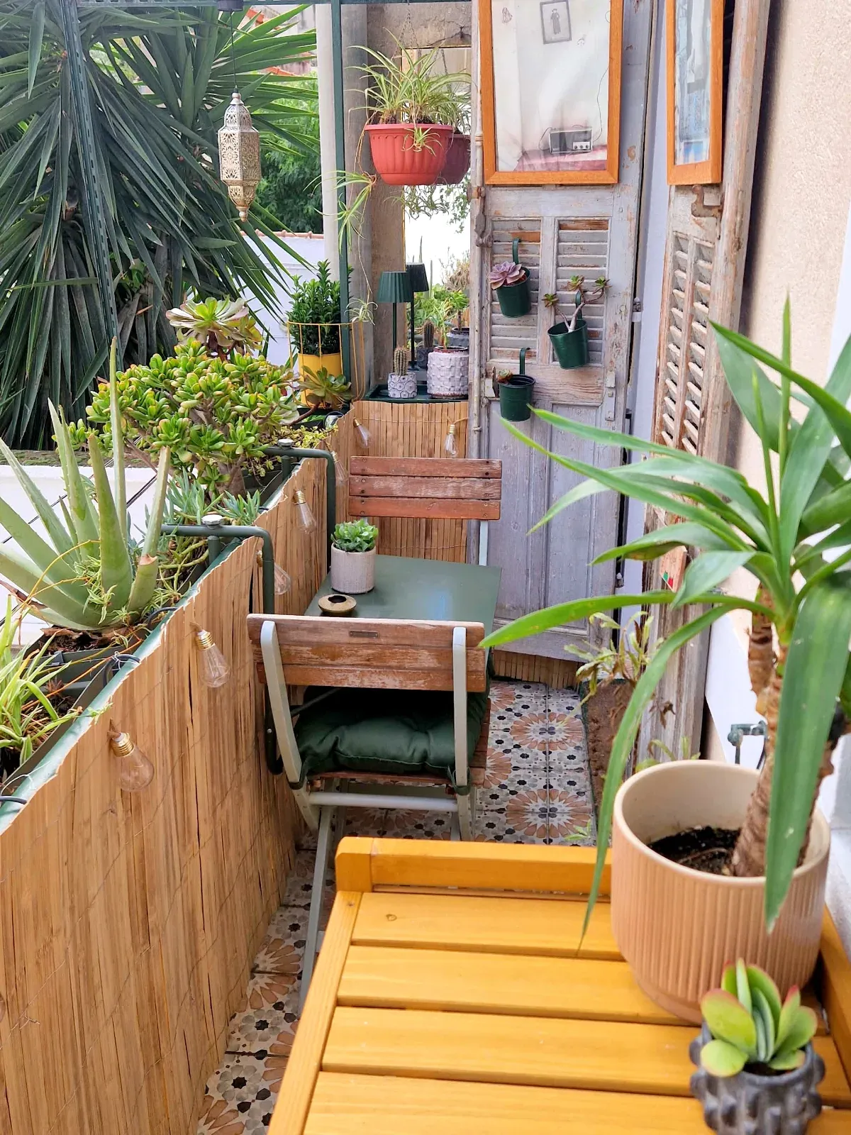 LARGE APARTMENT, IDEAL FOR SHOOTING IN THE CENTER OF MARSEILLE
