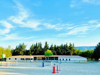 Equestrian estate dedicated to horse riding