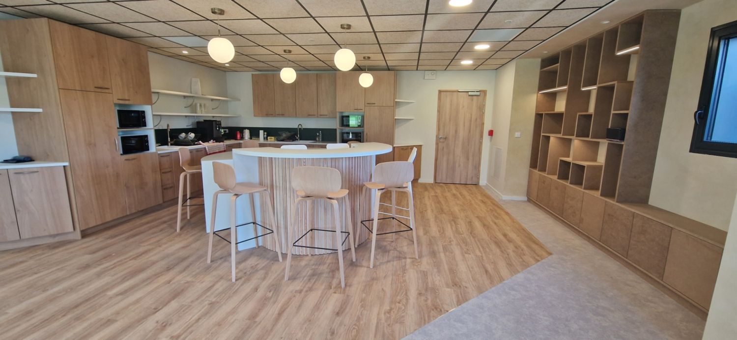 Coworking éco-conçu avec 150m² d'espace évènementiel