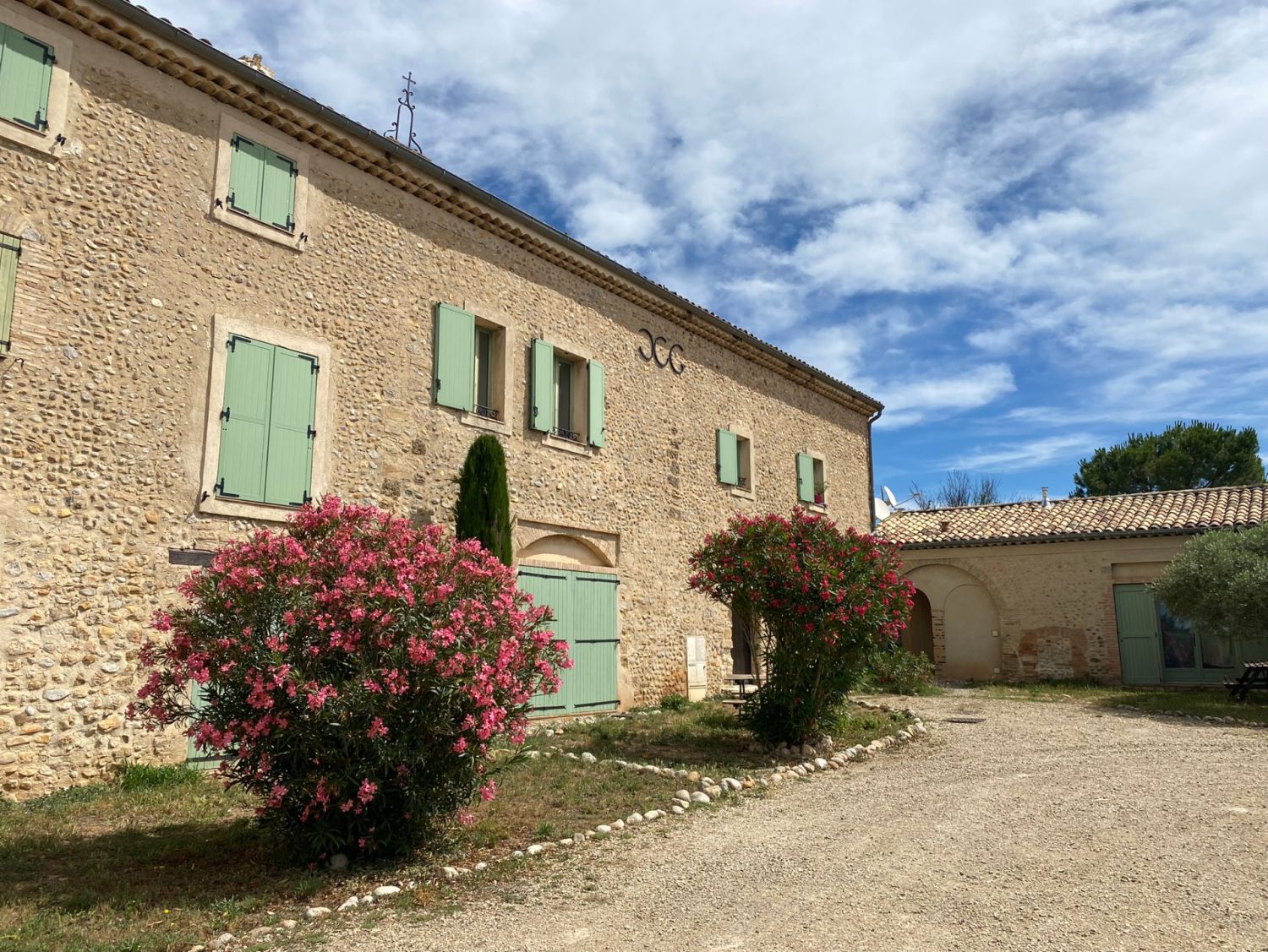 Bastide Provençale du XIIe Siècle au Cœur des Champs de Lavande de Valensole