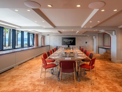 Versatile Sea-View Meeting Room in Cannes with AV Equipment