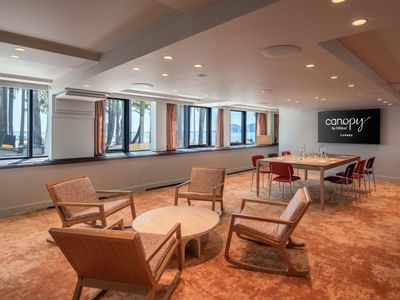 Versatile Sea-View Meeting Room in Cannes with AV Equipment