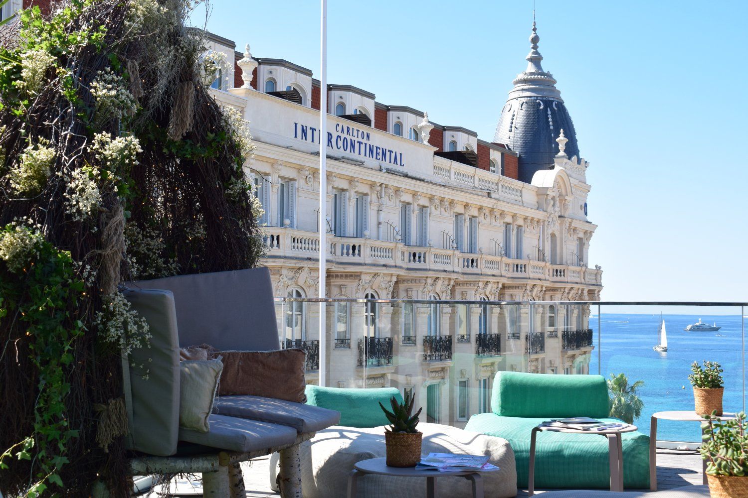 Funky rooftop overlooking the Croisette