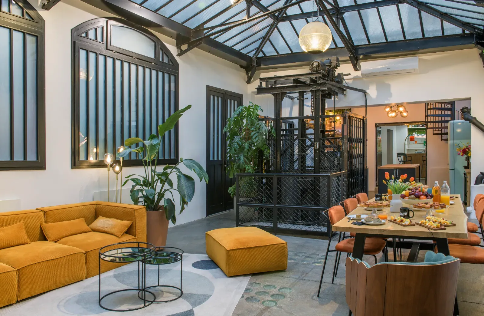 Grand Loft Atypique avec Verrière près de la Place de la Bastille
