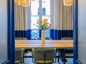 Grand Loft Atypique avec Verrière près de la Place de la Bastille