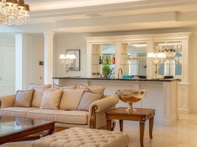 12,500 m² garden in a Norman manor 500 m from the beach