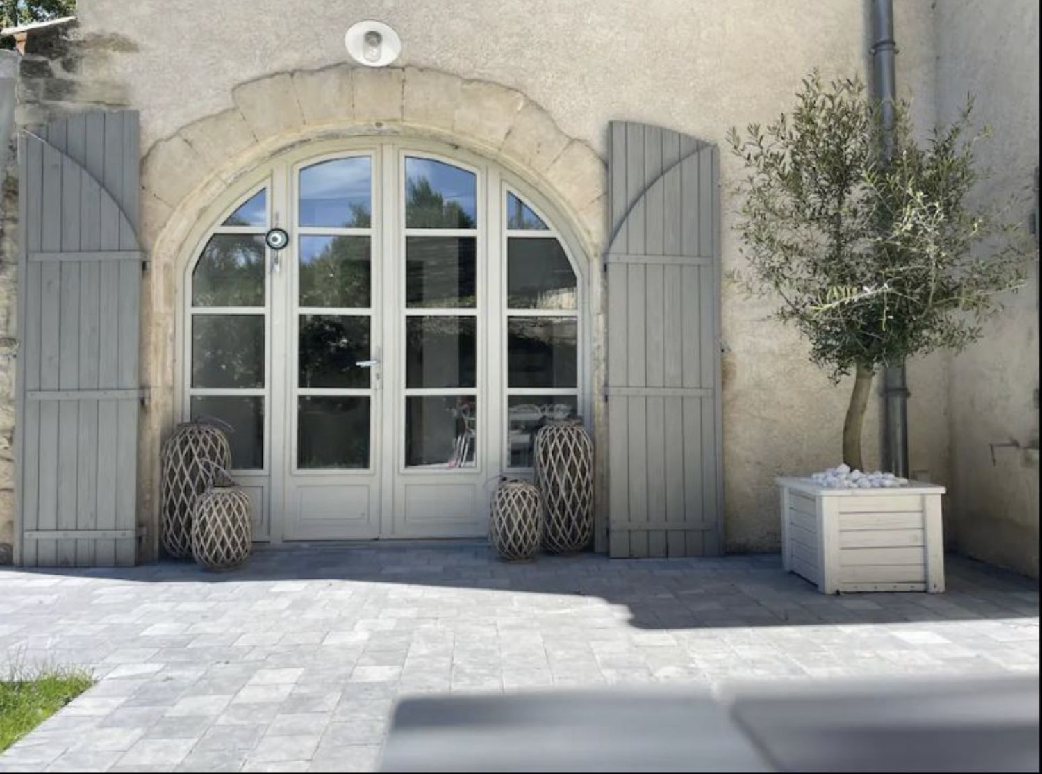 Maison ancienne à l'abri du vent