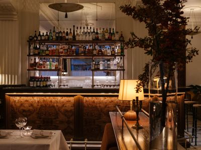 Restaurant Rénové à Paris pour Événements | Menu Partage et Cocktails