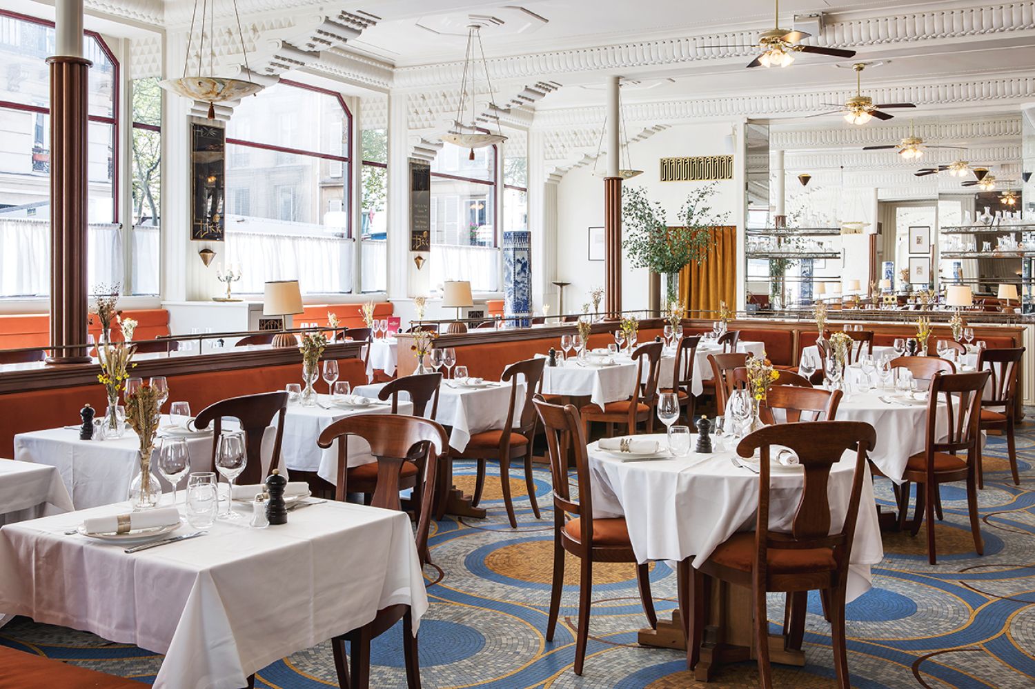 Renovated Paris Restaurant for Events | Sharing Menu & Cocktails