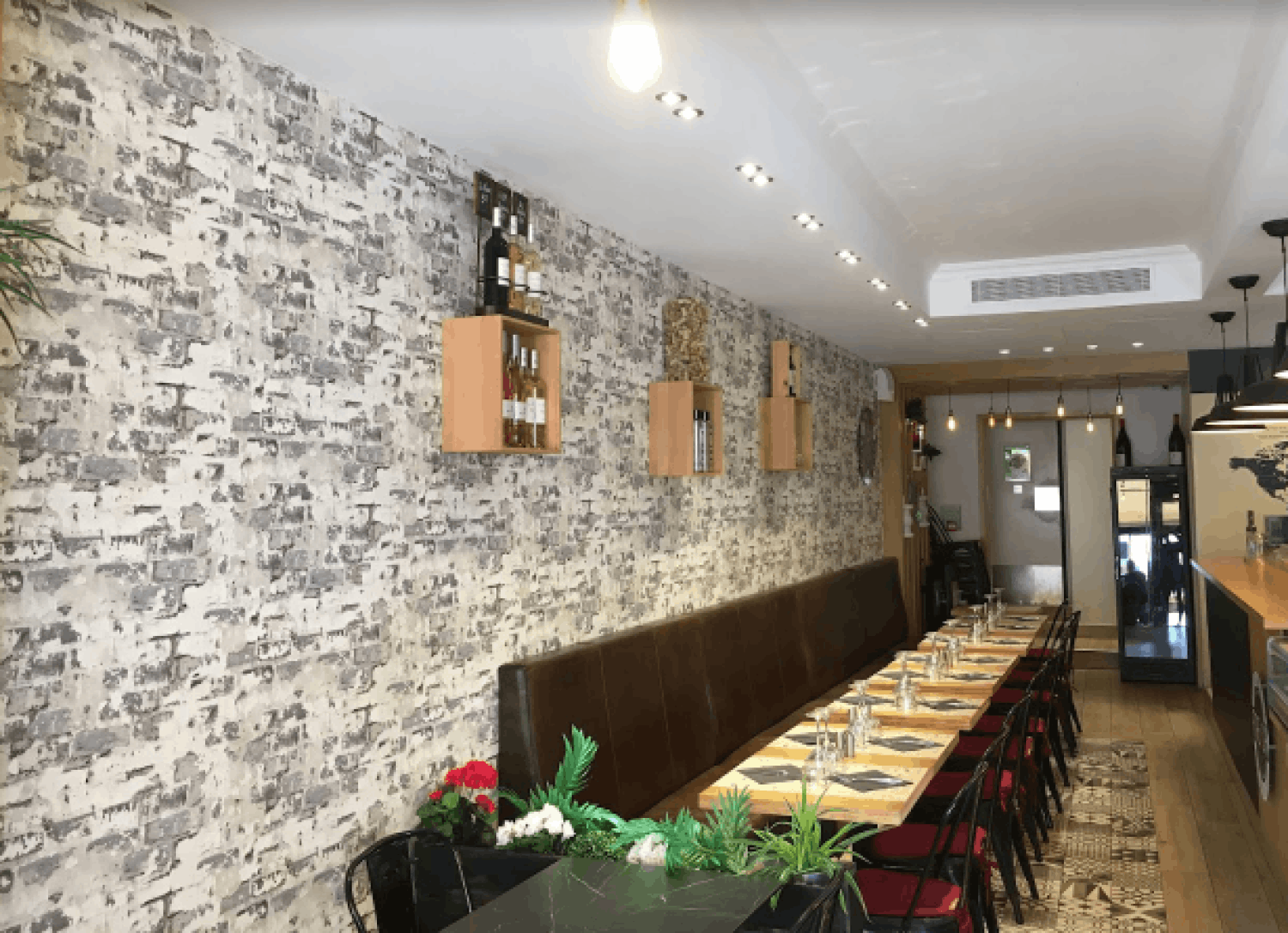 Charming Cannes Brasserie Near Palais for Events & Dining