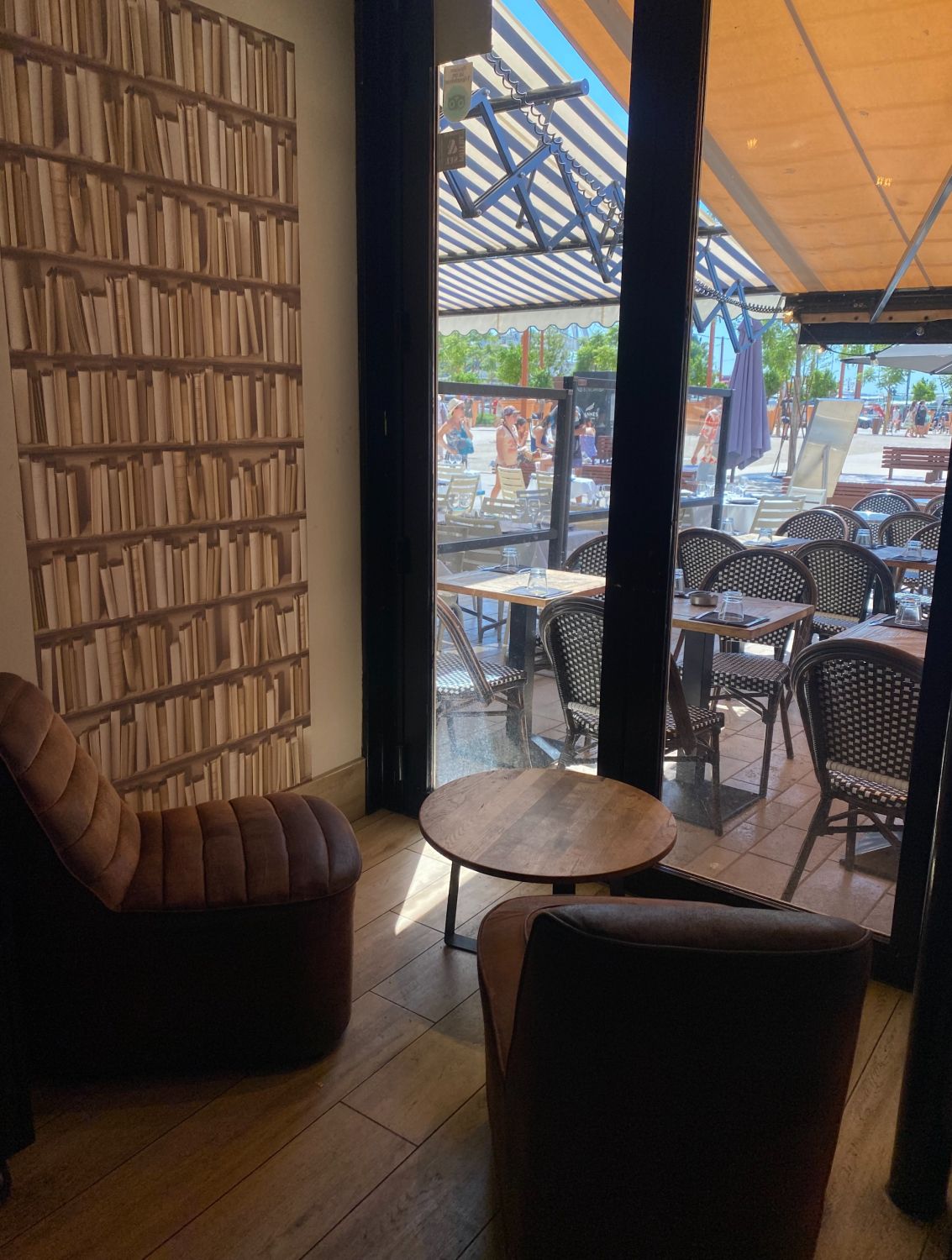 Charming Cannes Brasserie Near Palais for Events & Dining