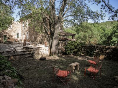 Domaine Provençal Rénové avec Piscine et Jardins pour Événements