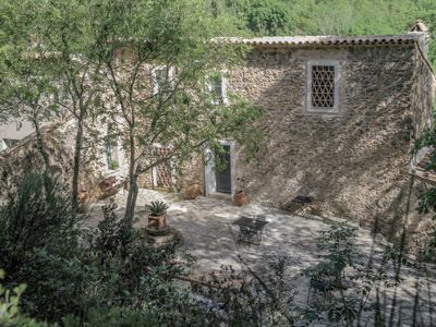 Domaine Provençal Rénové avec Piscine et Jardins pour Événements
