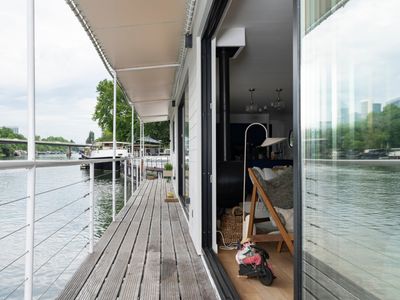 Unique Seine Barge Venue for Corporate Events & Private Functions