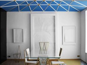Immersive Experience in an Exclusive Art Venue in Paris