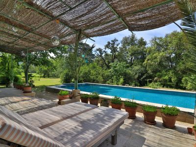 Domaine Provençal pour Événements : Piscine & Jardins