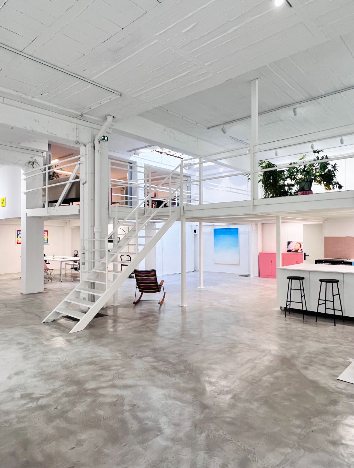 Atelier galerie d'art au port de Nice
