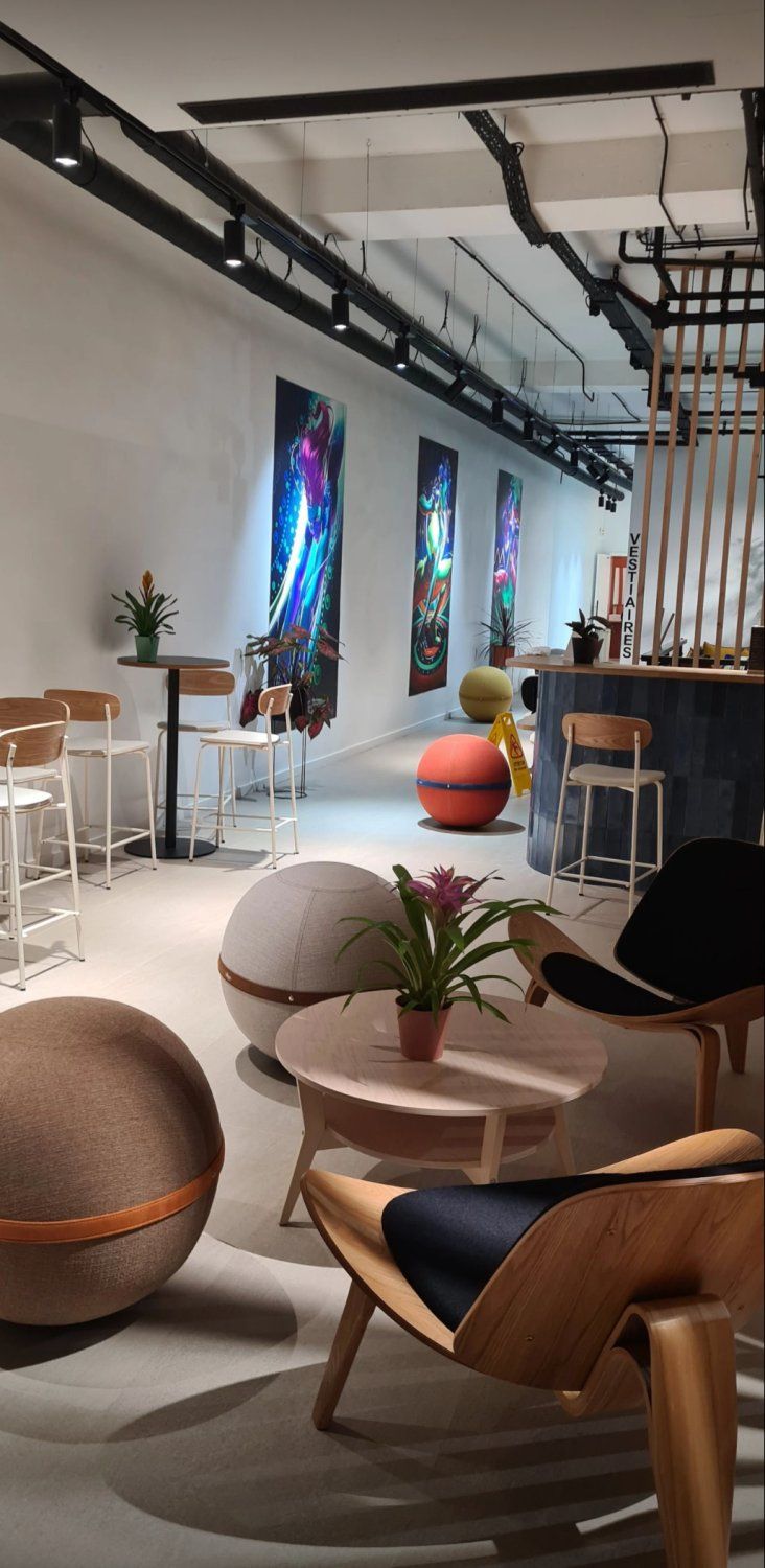 Bright 540 m² Event Space Near Saint-Lazare in Paris